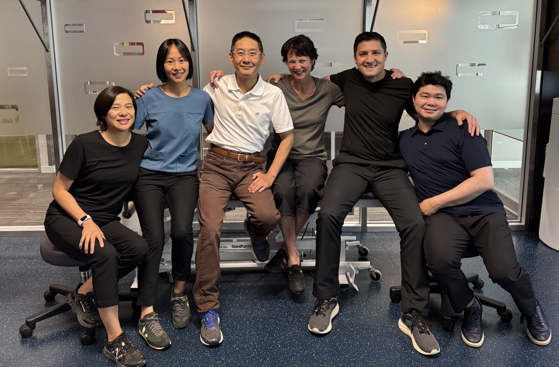 RMTs and physiotherapists at Vancouver clinic Cross Roads Physiotherapy & Massage Therapy